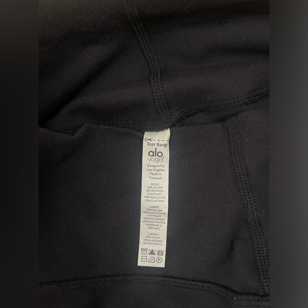 ALO Black High-Waisted Cargo Leggings, Women’s Size Small - Picture 6 of 7